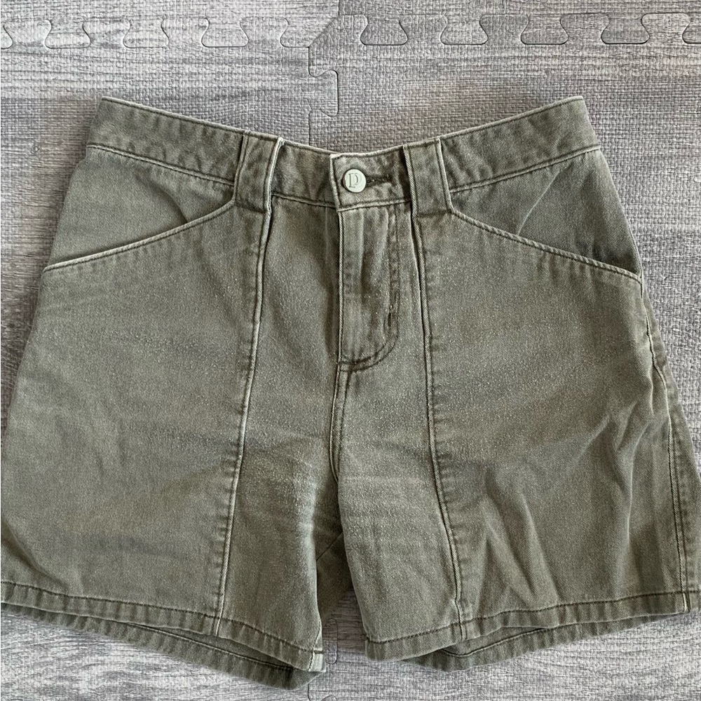 Vintage Patagonia Sage Green Women's Cargo Shorts